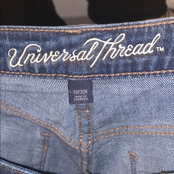 Universal Thread Jean Shorts - Picture 4 of 4
